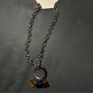 brand new necklace